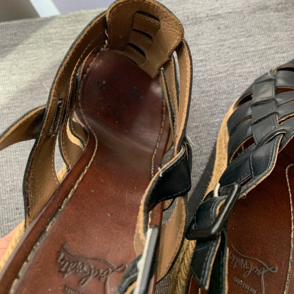 Christian Louboutin Black Barcelona Leather Wedge Sandal Size 39 - Picture 16 of 16